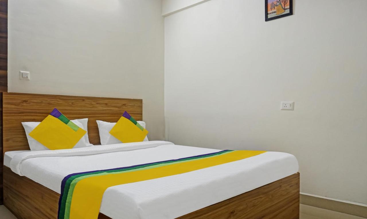 Itsy Hotels Ay Plus Hotels Kharadi Eksteriør bilde